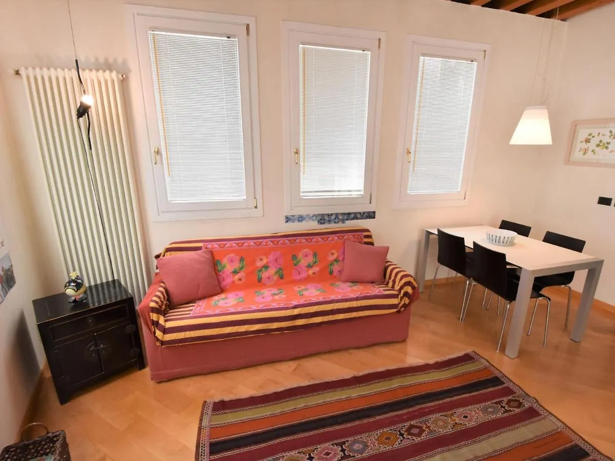 Apartment Iris By Interhome Venice