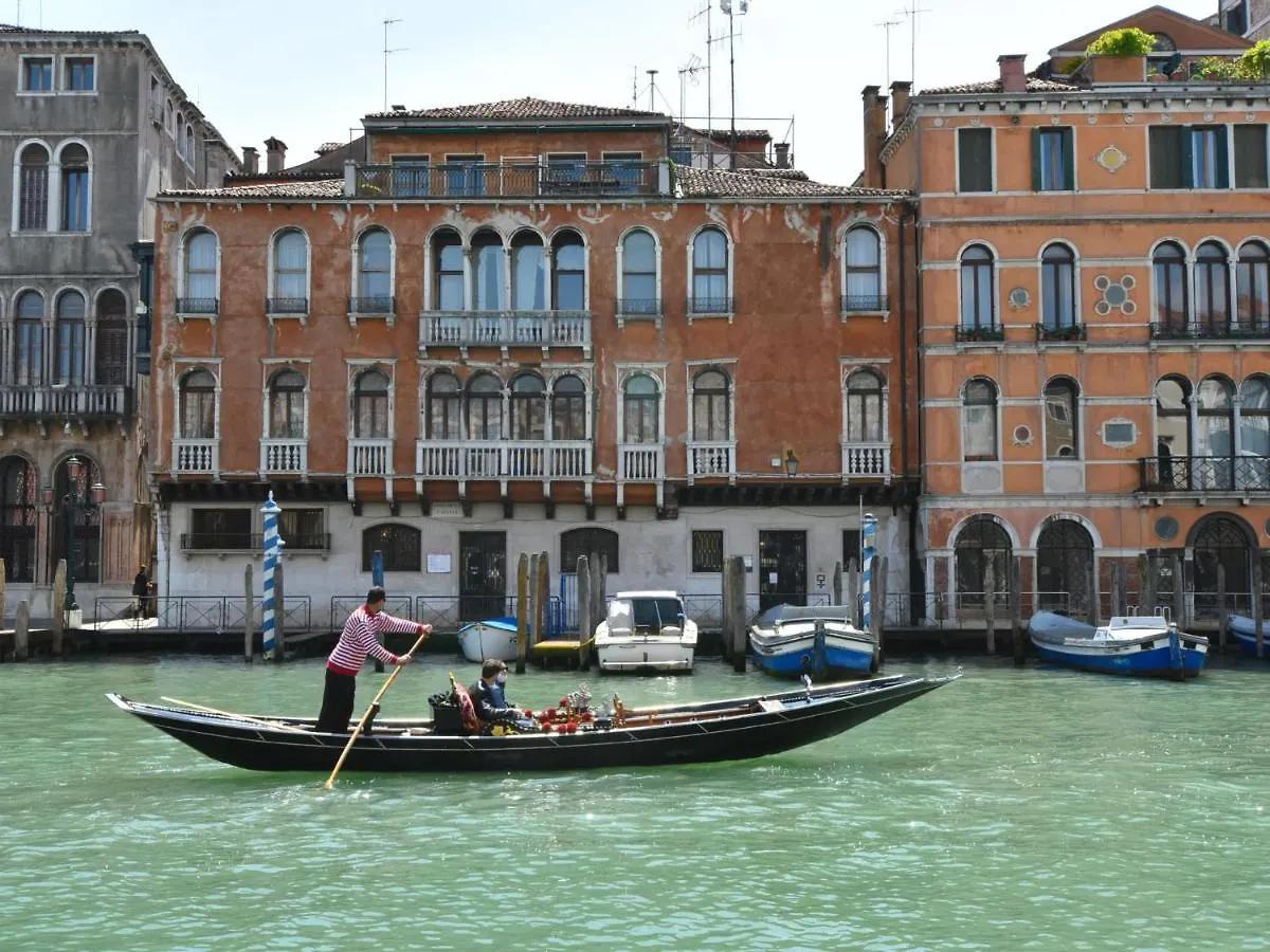 Apartment Iris By Interhome Venice